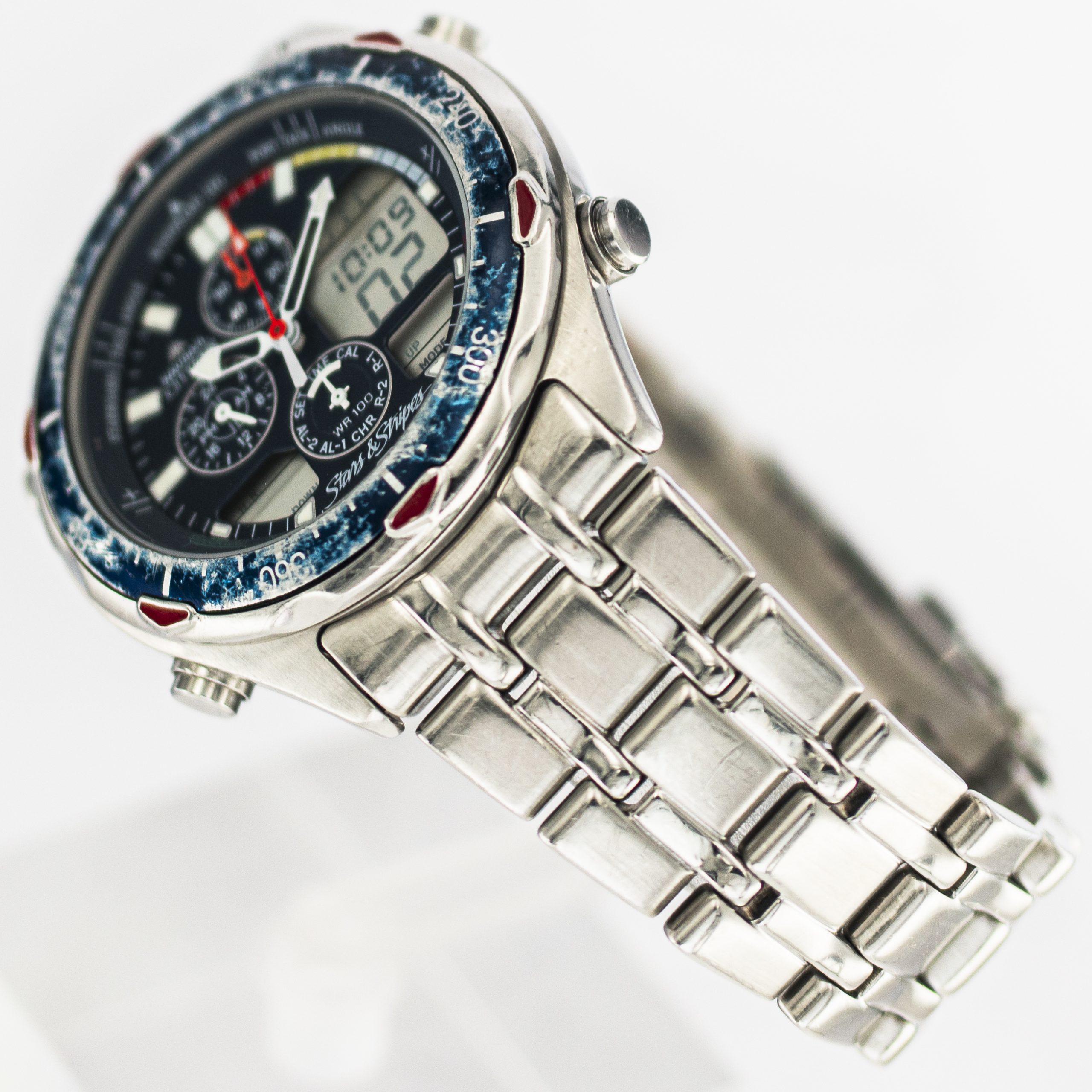 1588_marcels_watch_group_vintage_wristwatch_2000s_citizen_C320_Q01377_TA_navisail_stars_and_stripes_americas_cup_bracelet_04
