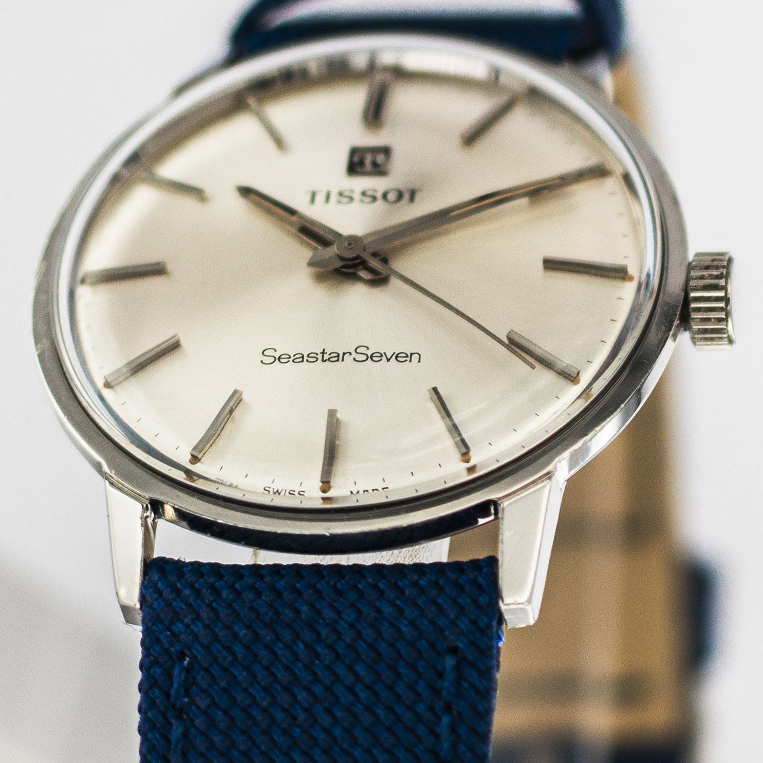 1589_marcels_watch_group_wristwatch_1962_vintage_tissot_42524_1_seastar_lugs_01