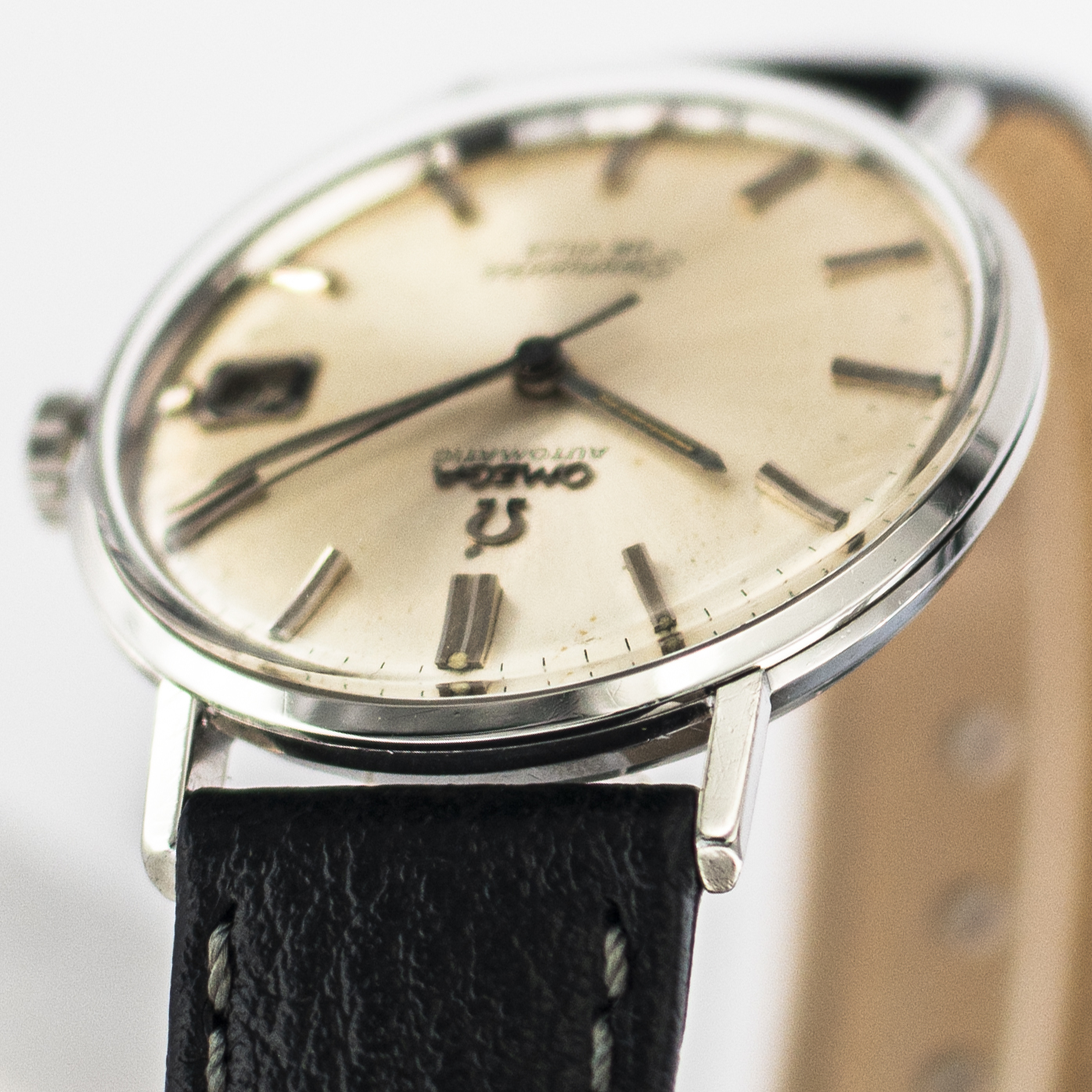 1590_marcels_watch_group_vintage_wrist_watch_1963_omega_14765_seamaster_de_ville_lugs_03