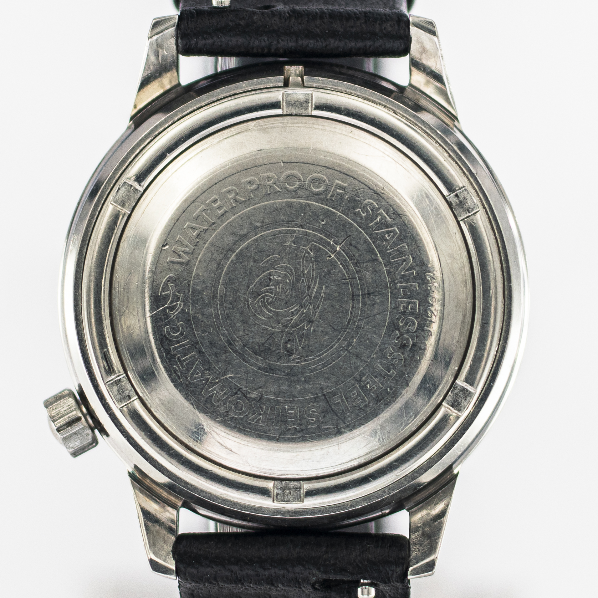 1598_marcels_watch_group_wristwatch_1961_vintage_seiko_3612659_silver_wave_caseback_04