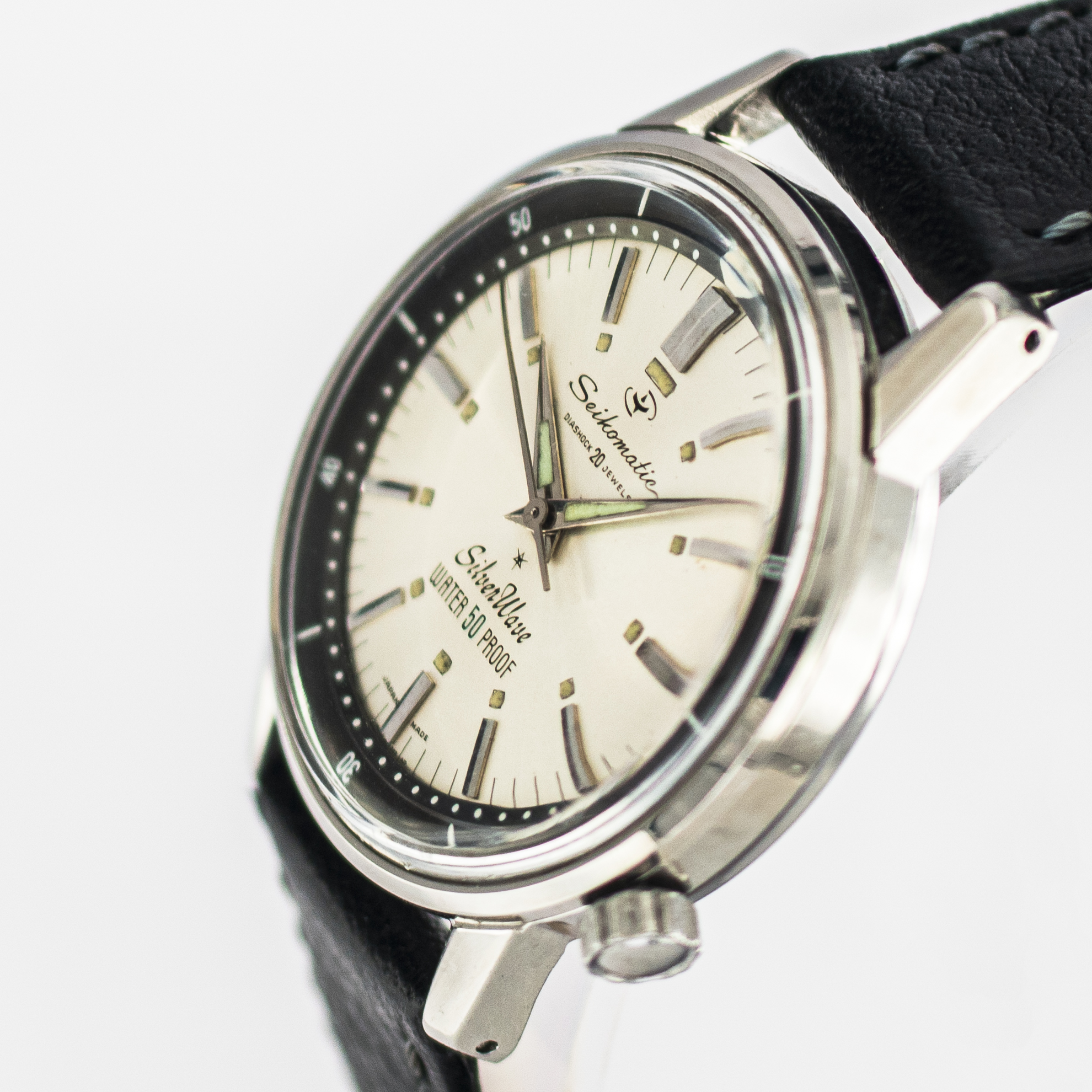 1598_marcels_watch_group_wristwatch_1961_vintage_seiko_3612659_silver_wave_dial_06