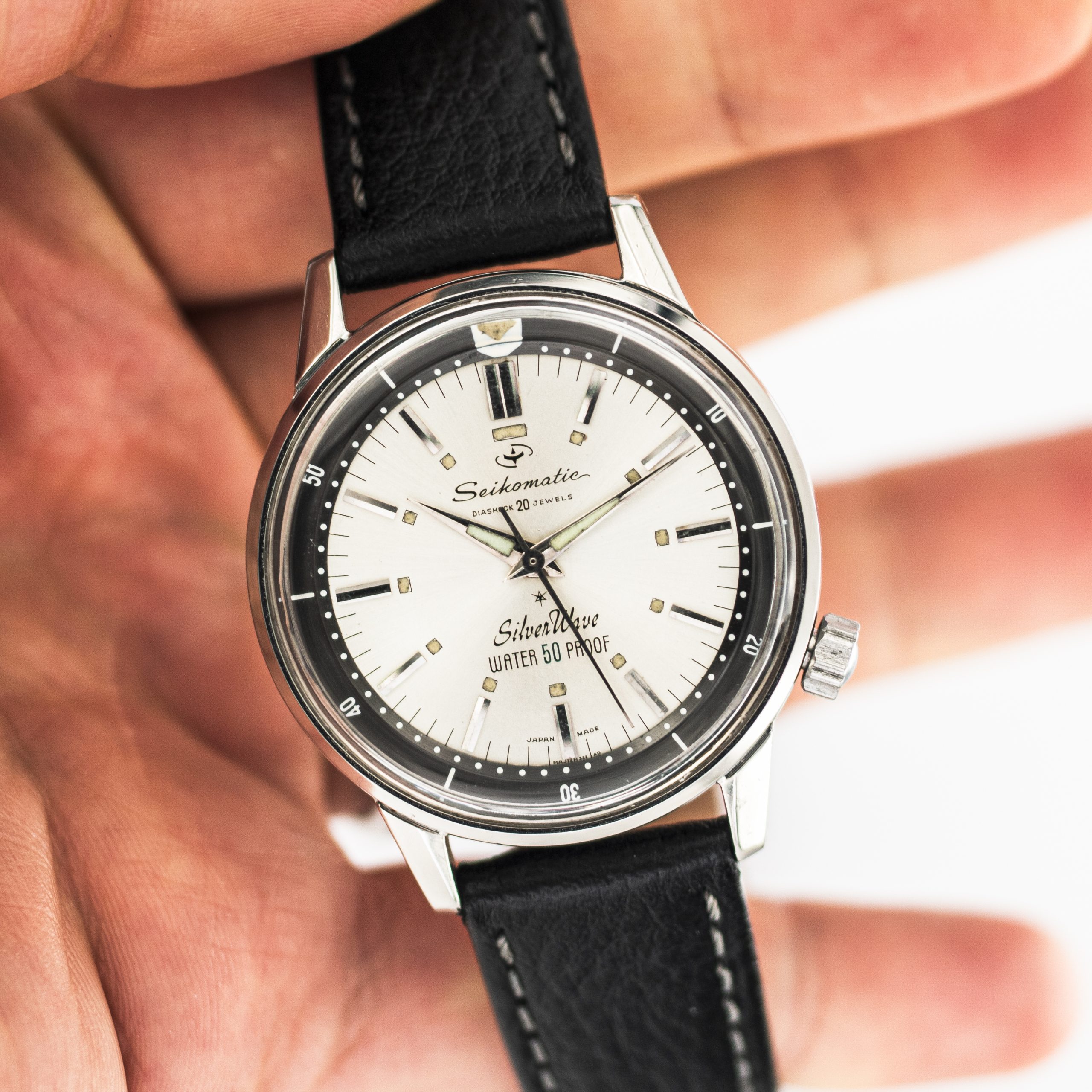 1598_marcels_watch_group_wristwatch_1961_vintage_seiko_3612659_silver_wave_dial_14