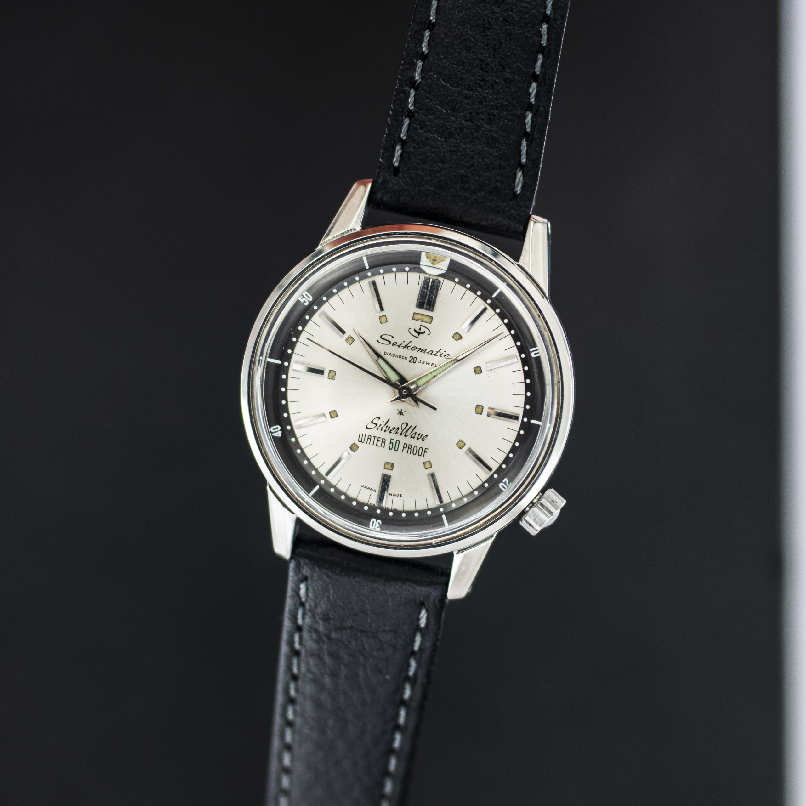 1598_marcels_watch_group_wristwatch_1961_vintage_seiko_3612659_silver_wave_dial_15