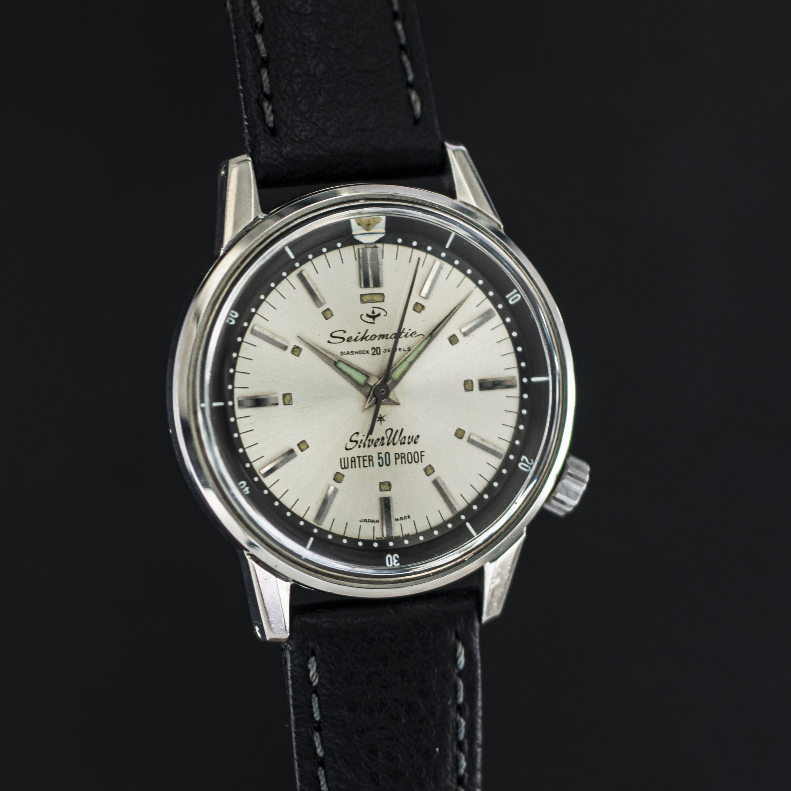 1598_marcels_watch_group_wristwatch_1961_vintage_seiko_3612659_silver_wave_dial_18