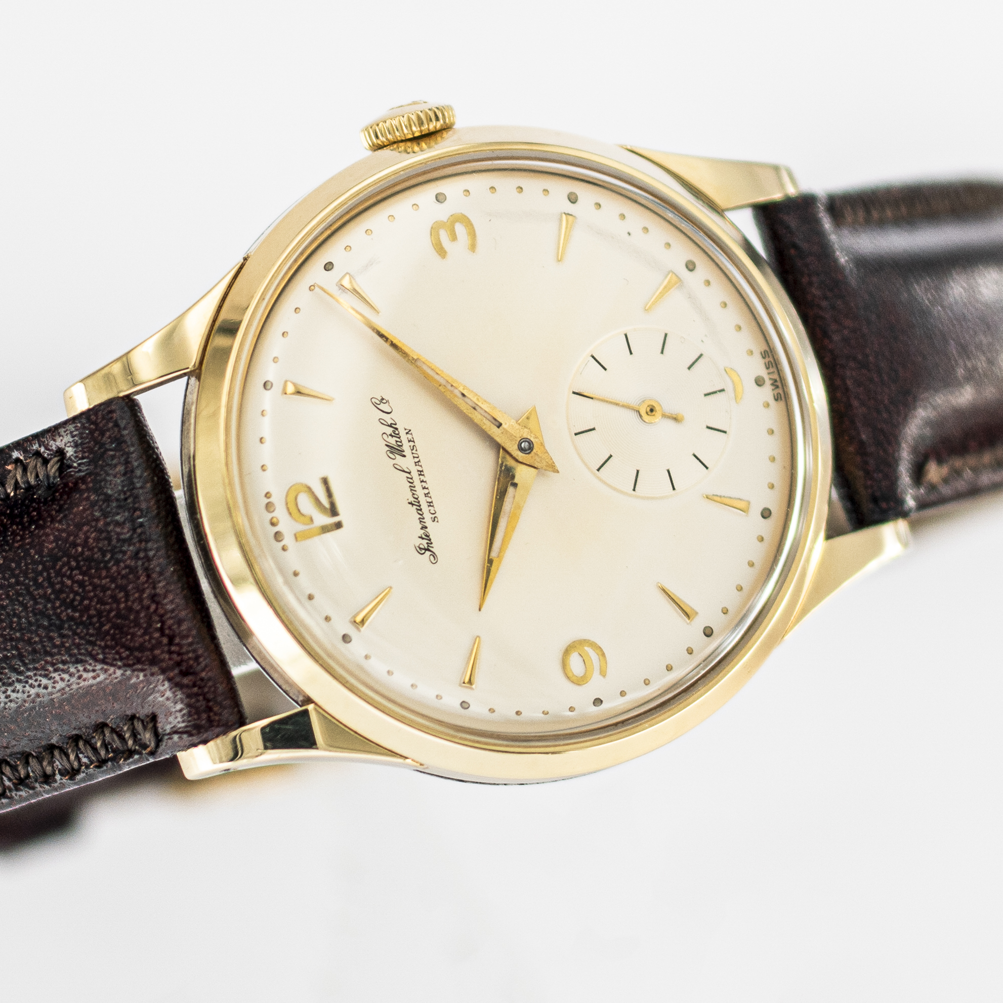 1603_marcels_watch_group_vintage_wristwatch_1955_iwc_1454642_calatrava_dial_13