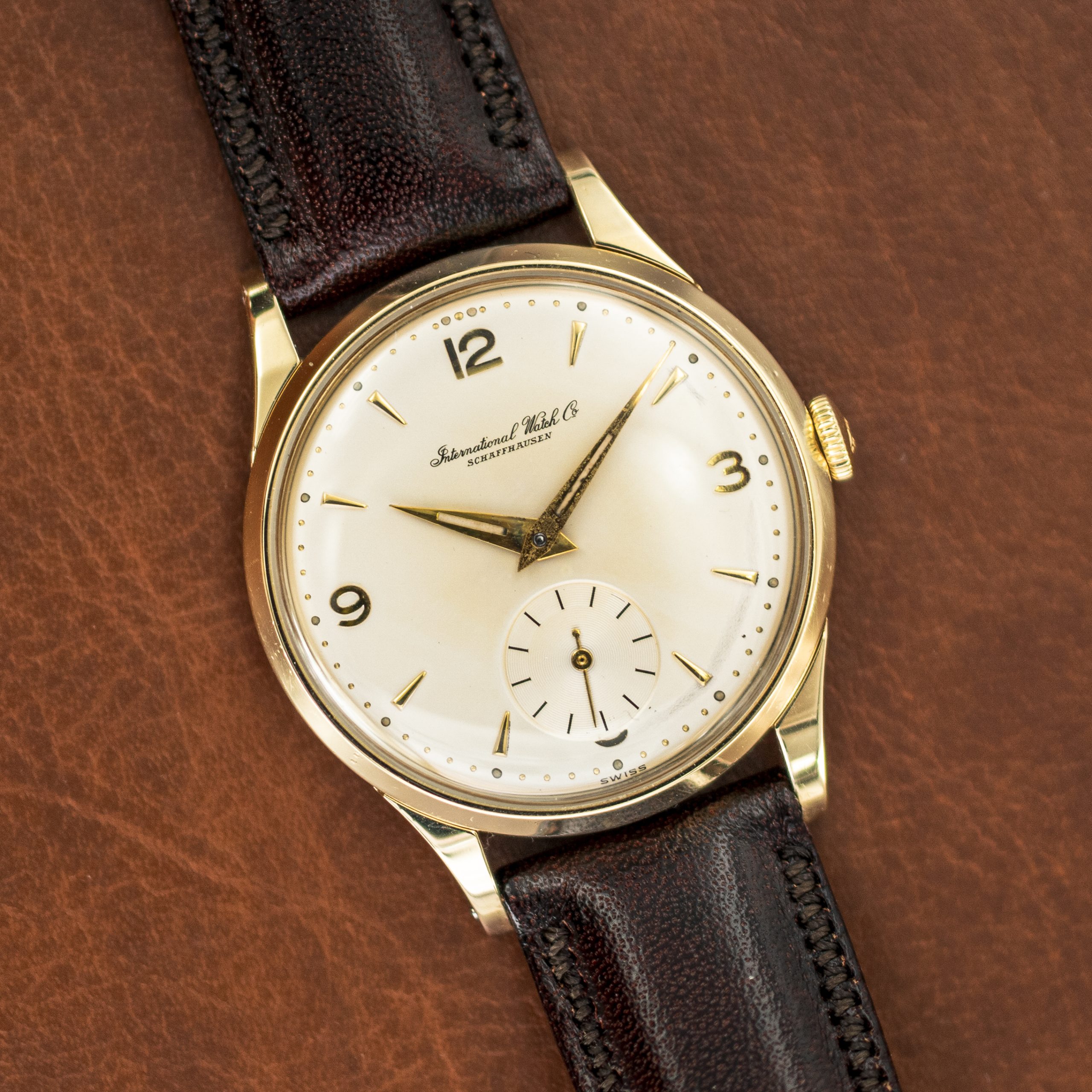 1603_marcels_watch_group_vintage_wristwatch_1955_iwc_1454642_calatrava_dial_21