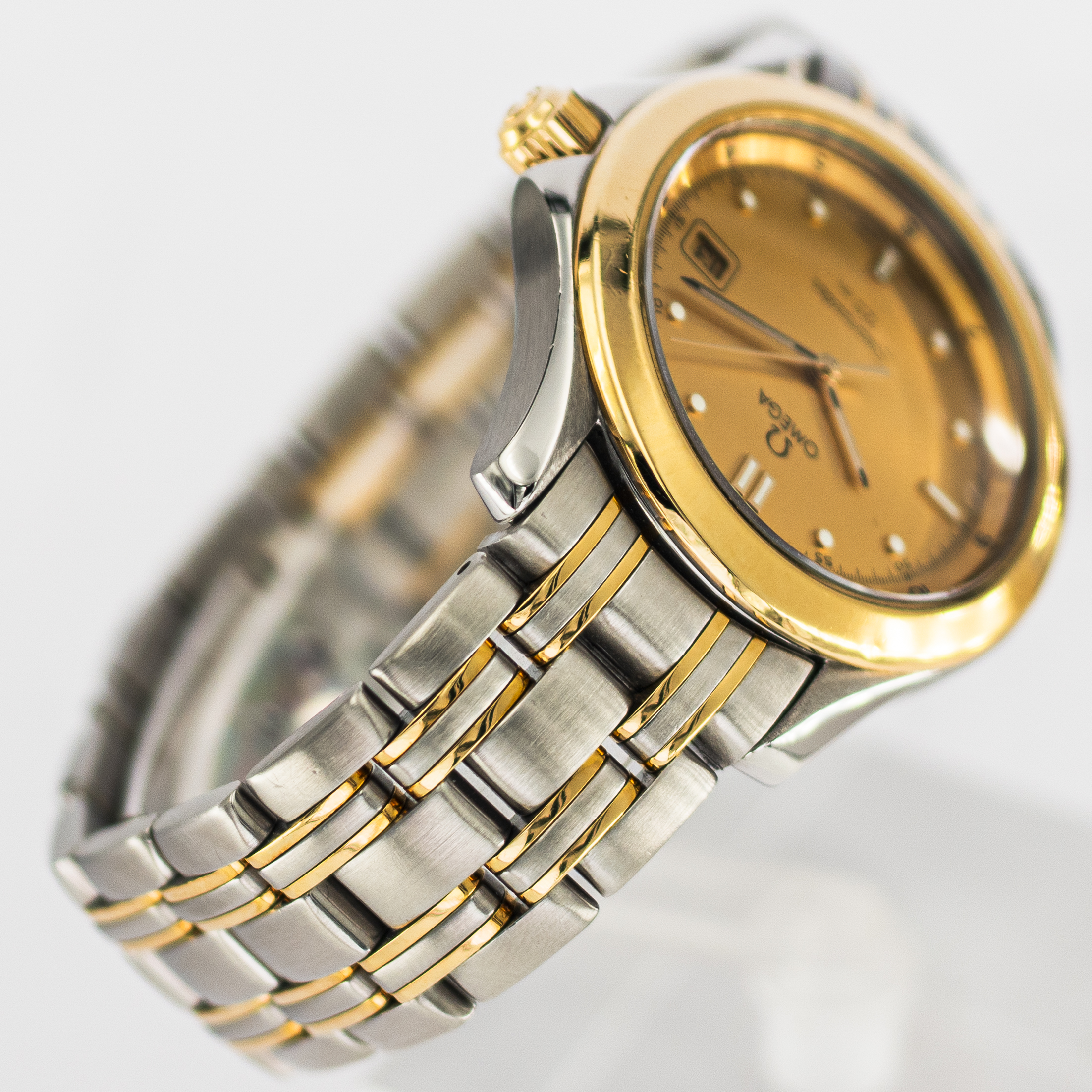 1604_marcels_watch_group_wristwatch_1994_vintage_omega_196.1501_396.1501_seamaster_120_bracelet_06