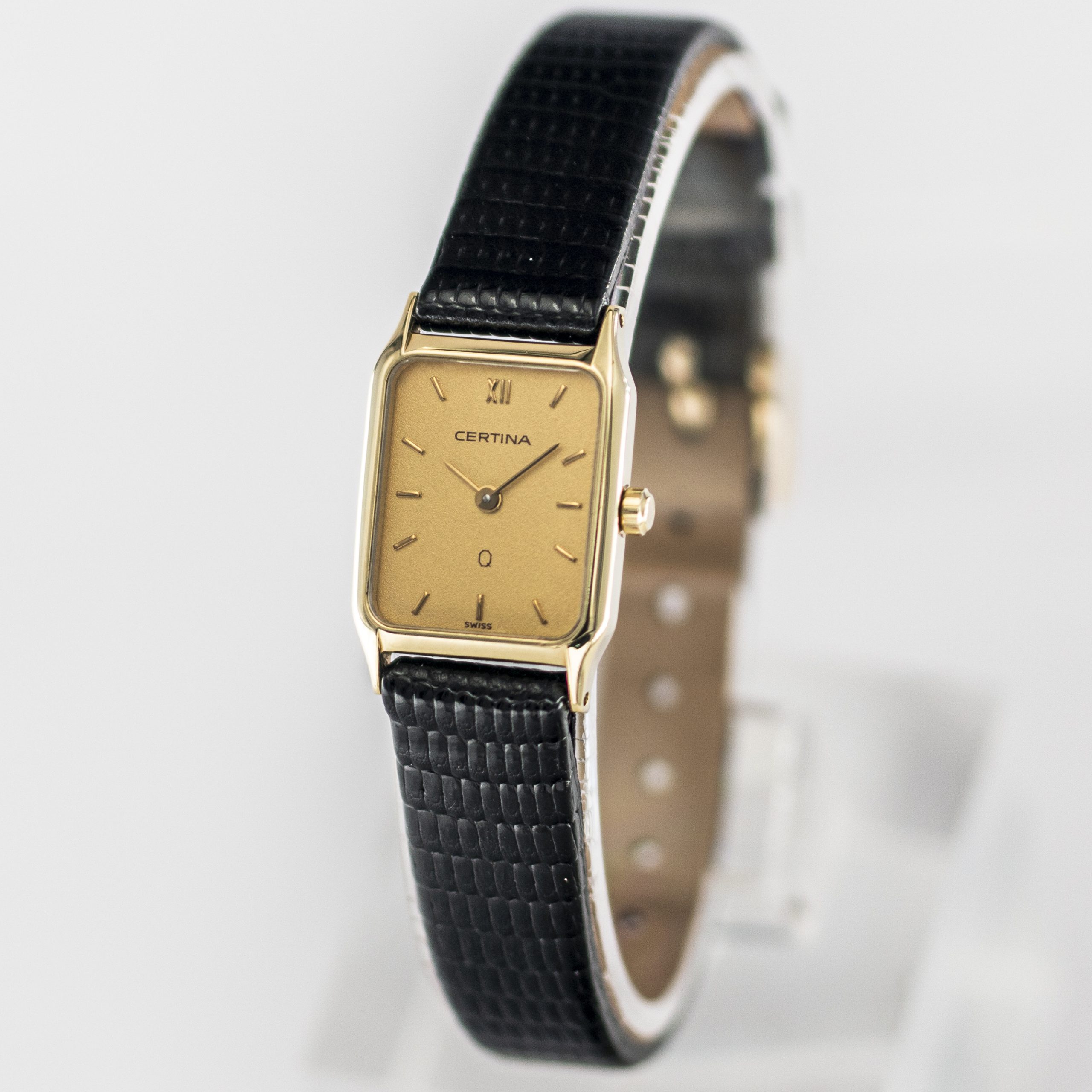 1609_marcels_watch_group_ladies_goldwatch_1973_vintage_certina_tank_14K_dial_02