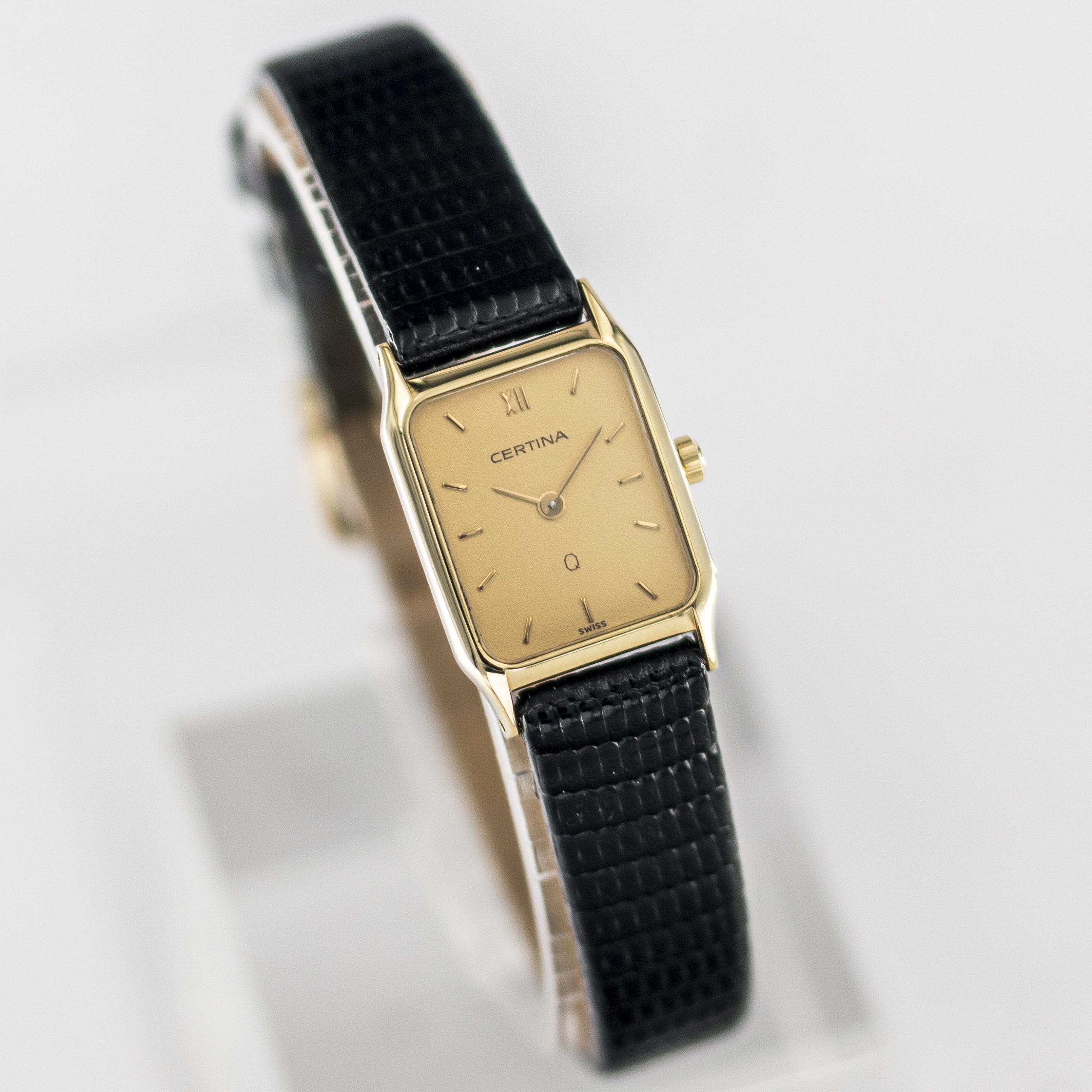 1609_marcels_watch_group_ladies_goldwatch_1973_vintage_certina_tank_14K_dial_06