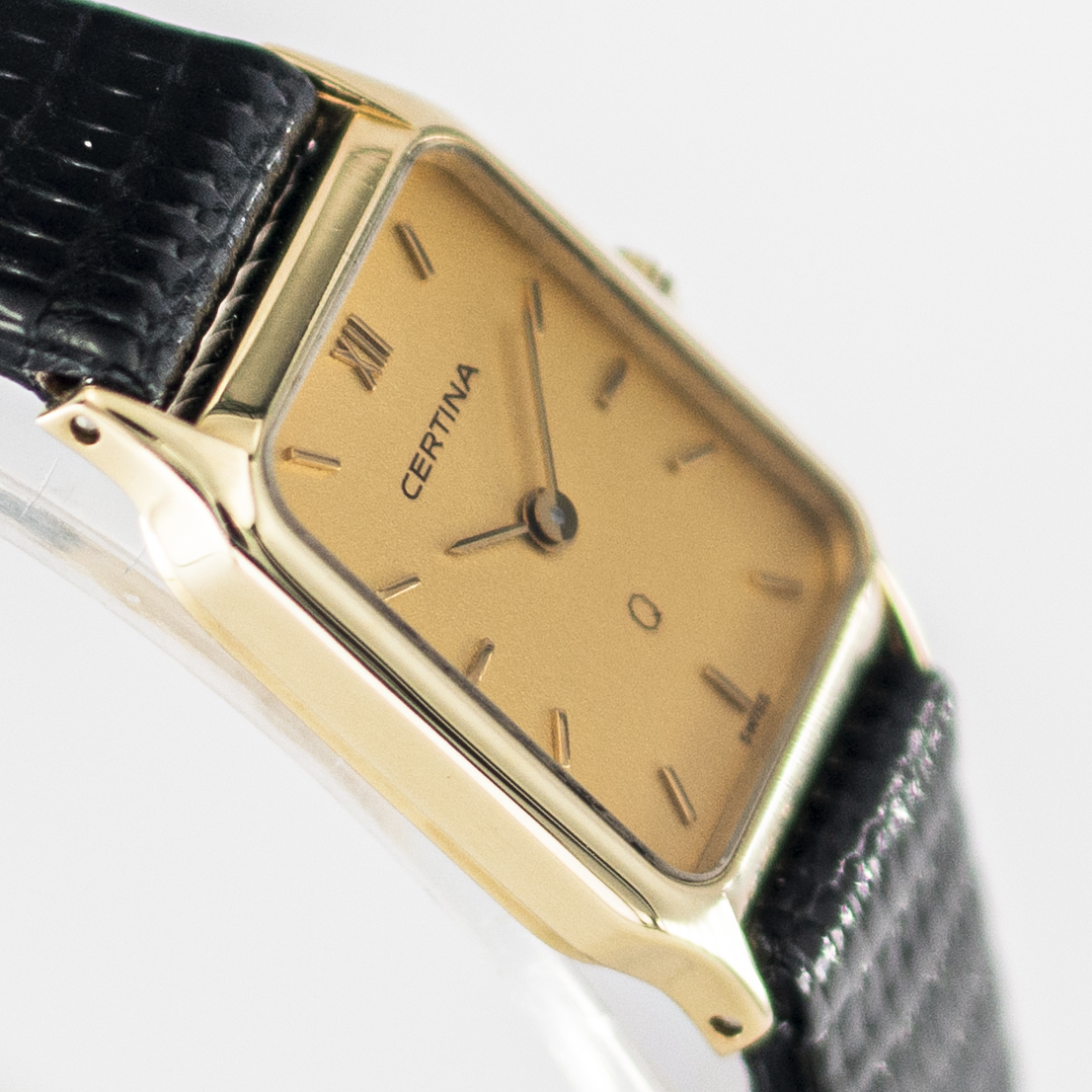 1609_marcels_watch_group_ladies_goldwatch_1973_vintage_certina_tank_14K_dial_08