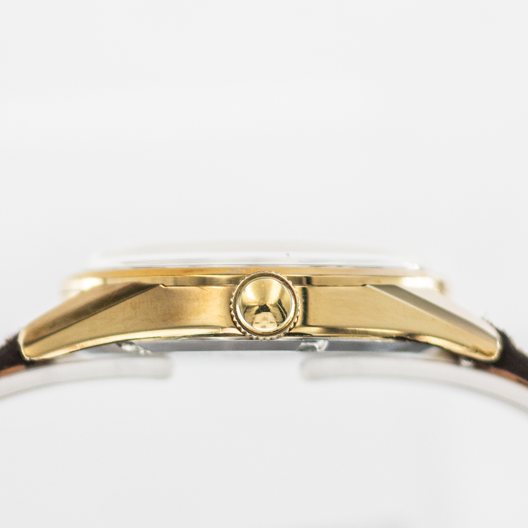 1614_marcels_watch_group_wristwatch_1963_vintage_seiko_5740_8000_lord_marvel_high_beat_case_side_01