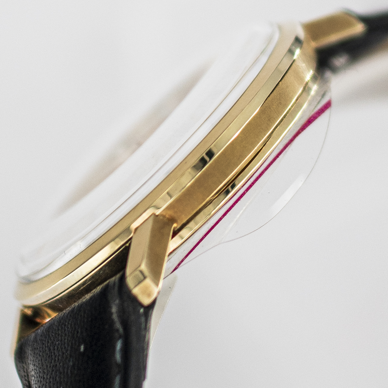 1615_marcels_watch_group_wristwatch_1972_vintage_omega_132.9085_1181_genêve_14K_gold_case_side_06
