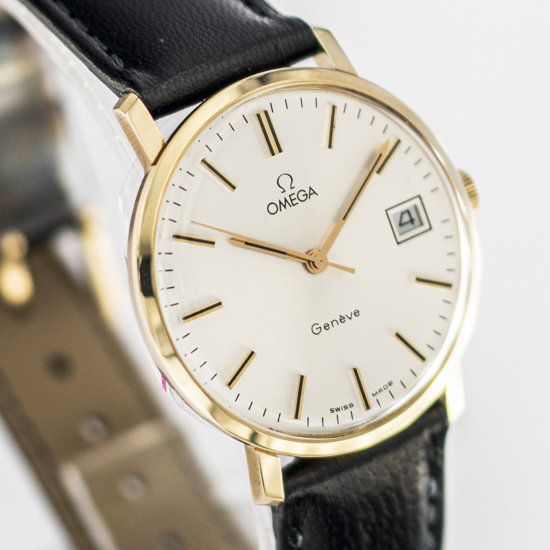 1615_marcels_watch_group_wristwatch_1972_vintage_omega_132.9085_1181_genêve_14K_gold_dial_07