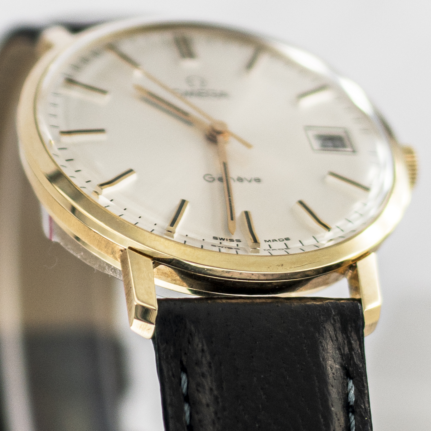 1615_marcels_watch_group_wristwatch_1972_vintage_omega_132.9085_1181_genêve_14K_gold_wristshot_05