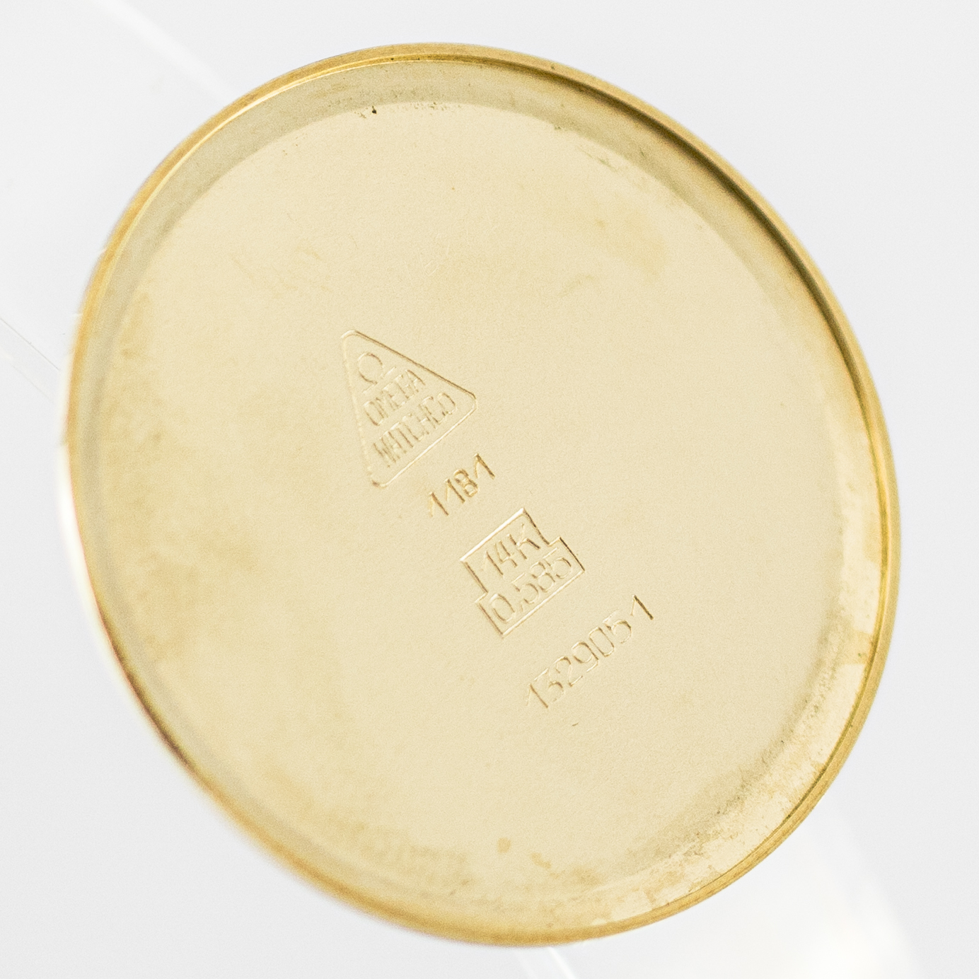 1615_marcels_watch_group_wristwatch_1972_vintagewatch_omega_132.9085_1181_geneve_caseback_04