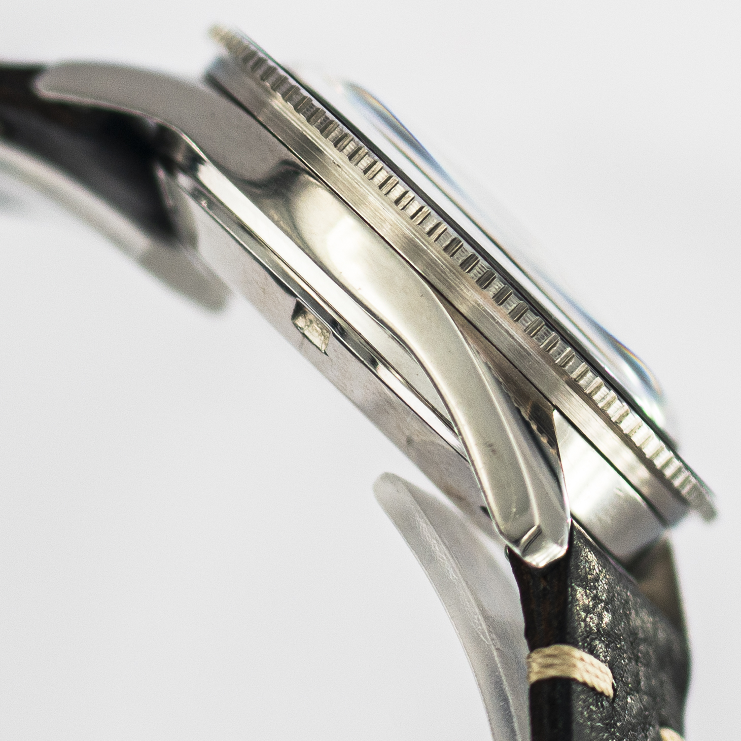 1620_marcels_watch_group_wristwatch_1960s_vintage_blancpain_aqua_lung_fift_fathoms_case_side_05