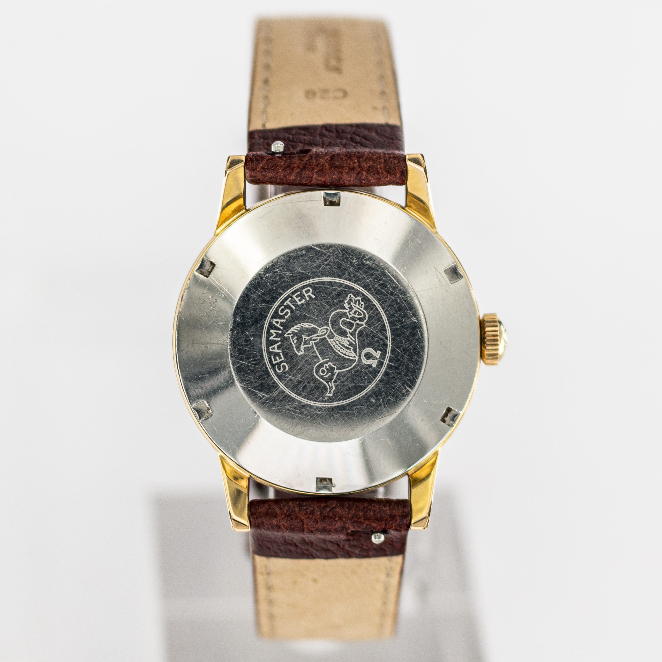 1621_marcels_watch_group_wristwatch_1962_vintagewatch_omega_135.003_seamaster_30_caseback_04