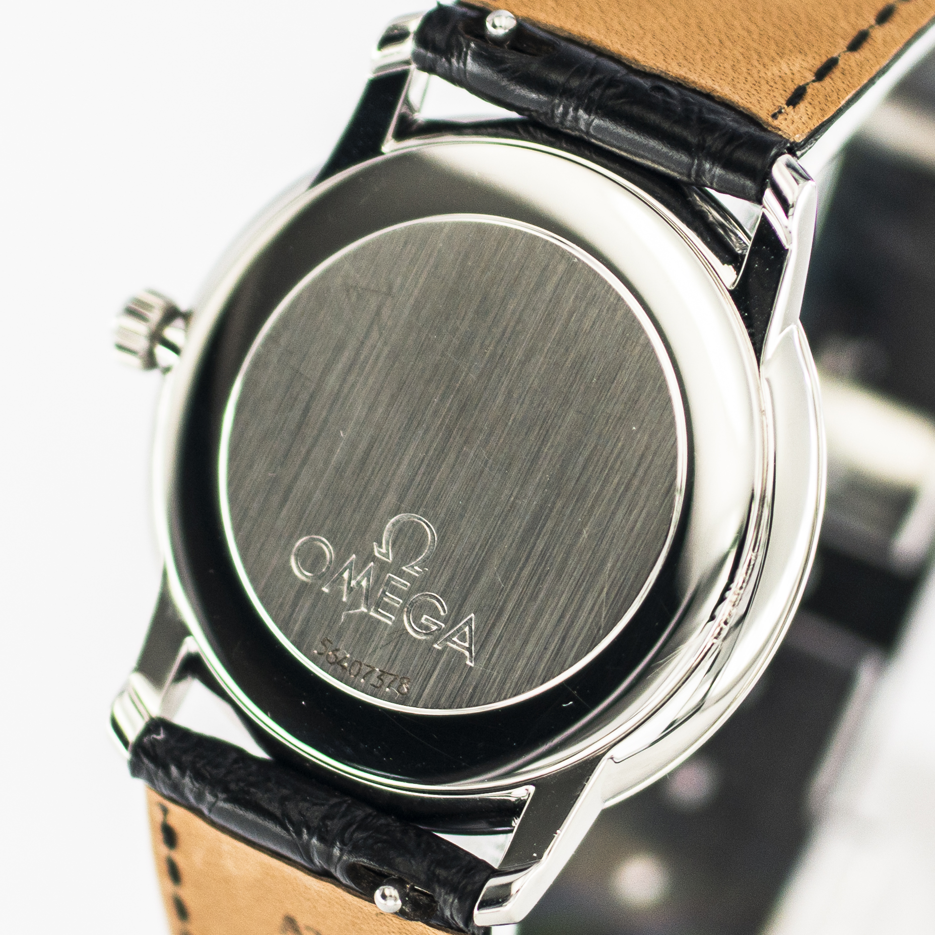 1626_marcels_watch_group_wristwatch_1998_vintage_omega_125.0150_de_ville_prestige_caseback_06