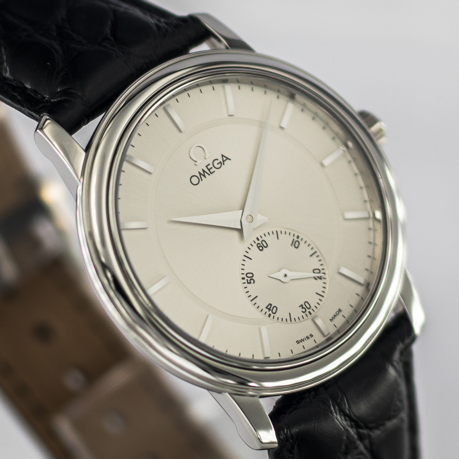 1626_marcels_watch_group_wristwatch_1998_vintage_omega_125.0150_de_ville_prestige_dial_09