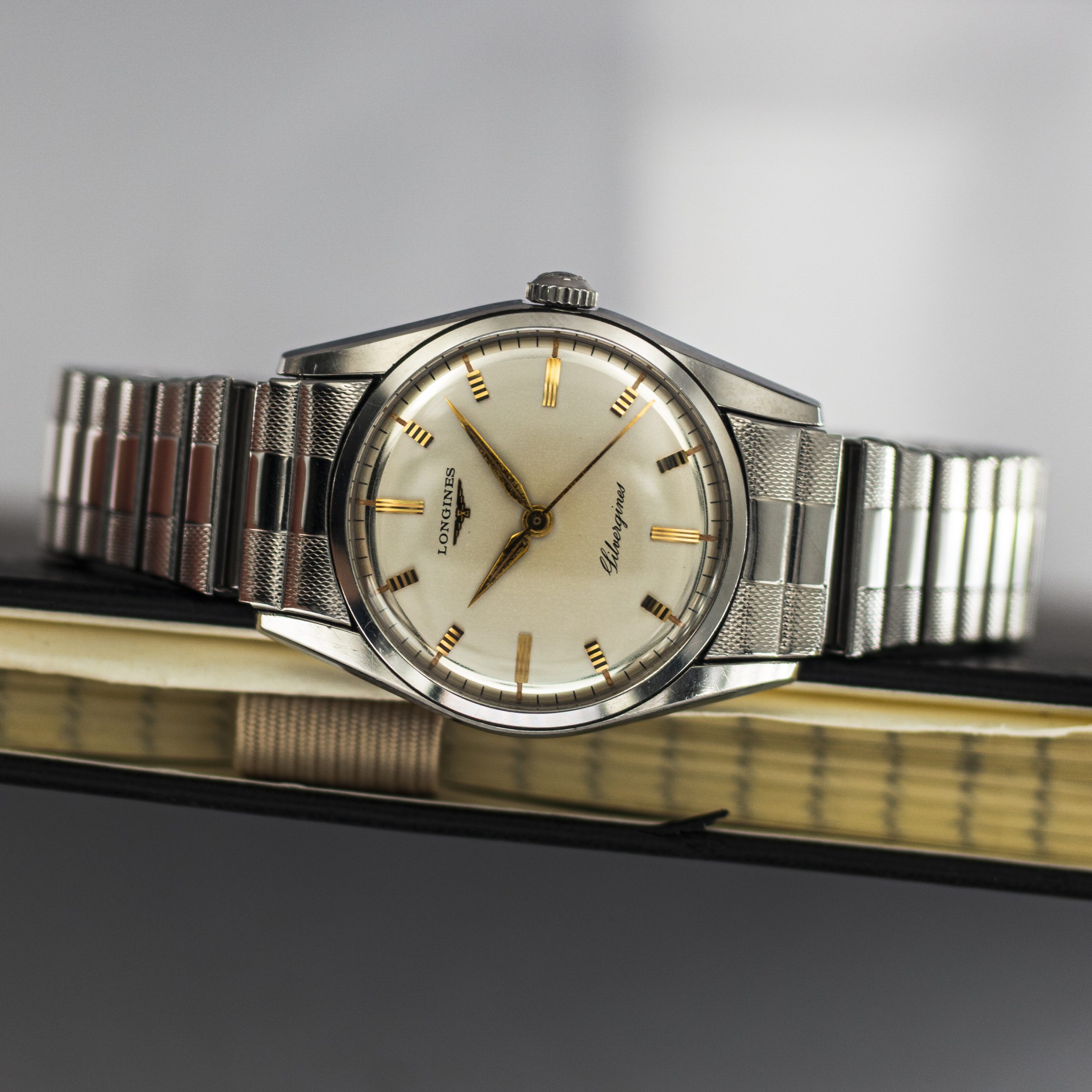 1628_marcels_watch_group_wristwatch_1957_vintage_longines_9100_4_silvergines_dial_15