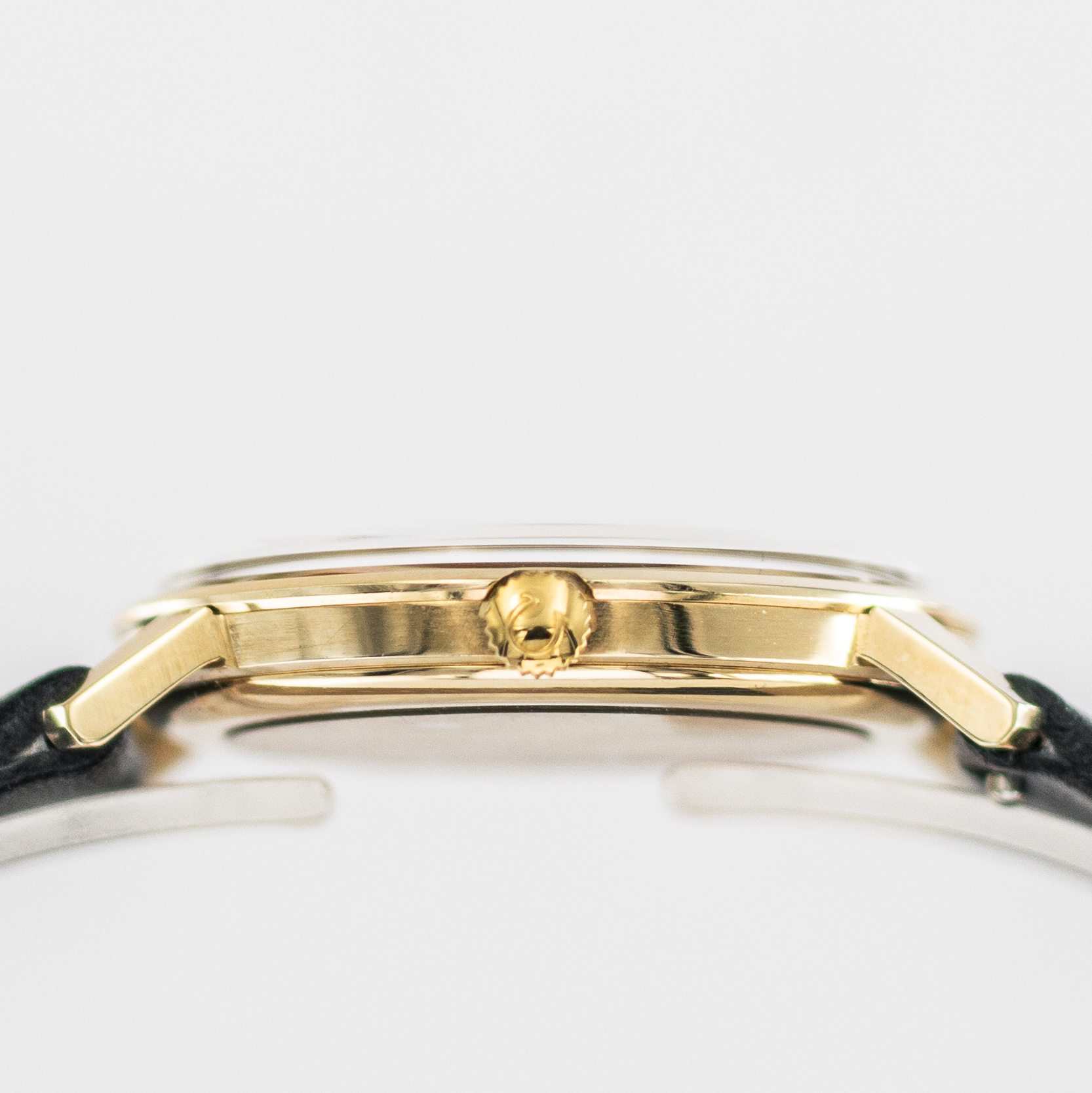 1636_marcels_watch_group_wristwatch_1968_vintage_omega_131.021_SP_geneve_14K_case_side_01