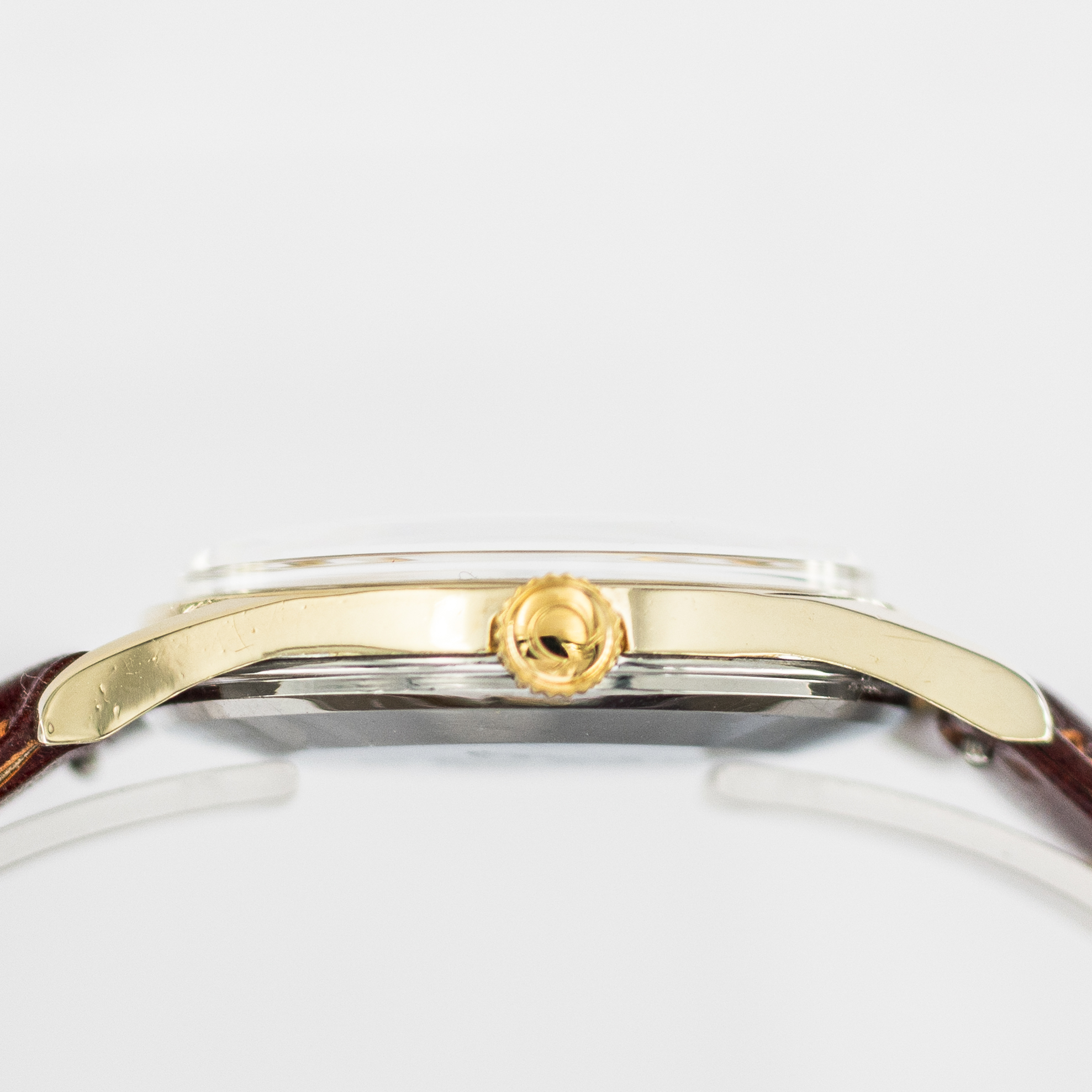 1637_marcels_watch_group_wristwatch_1959_vintage_omega_2938_2_SC_seamaster_case_side_01