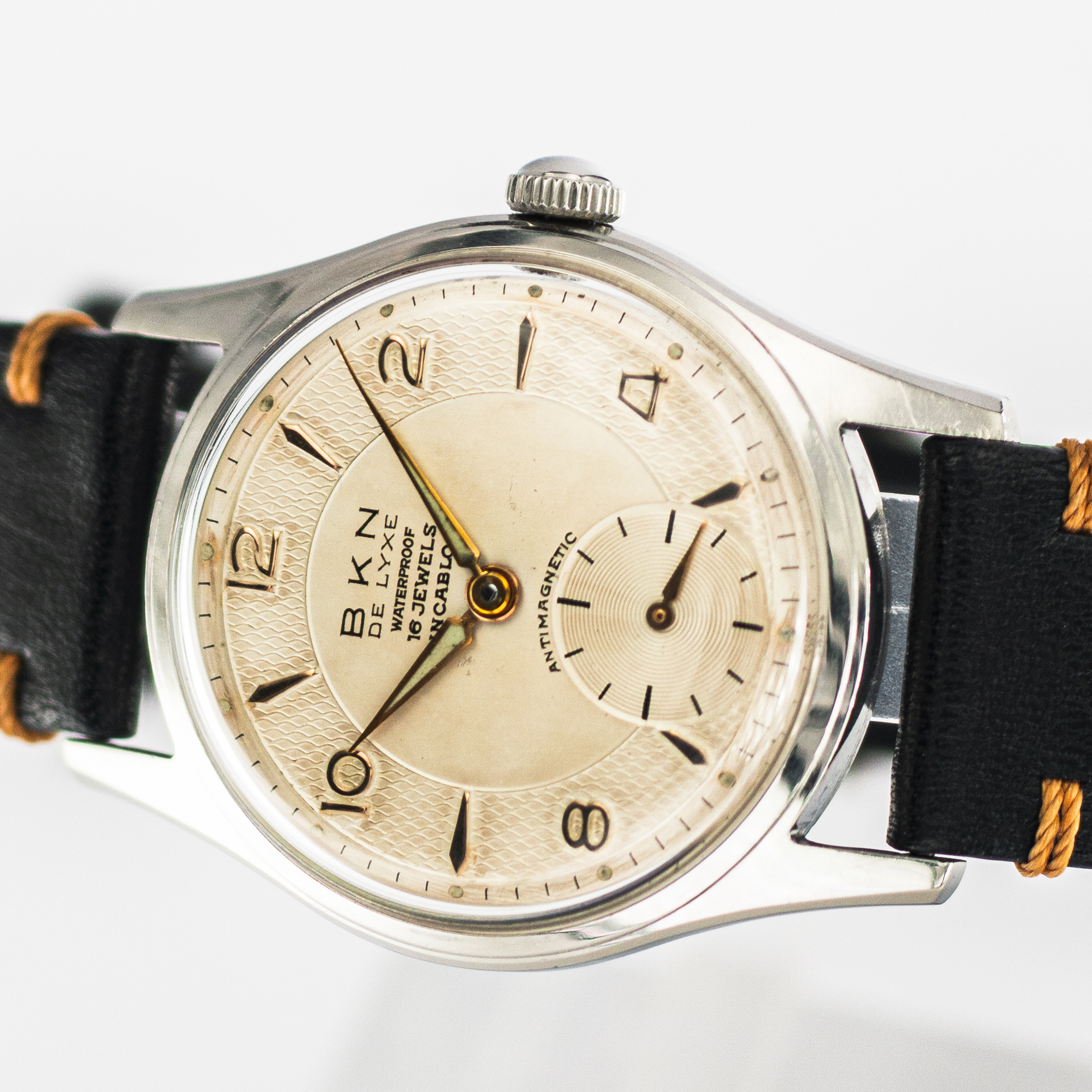 1635_marcels_watch_group_vintage_wristwatch_1960s_bkn_8164_de_lyxe_dial_11